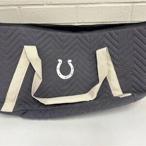 New NFL Chevron Stitch XL Weekender Bag
Indianapolis Colts
Grey